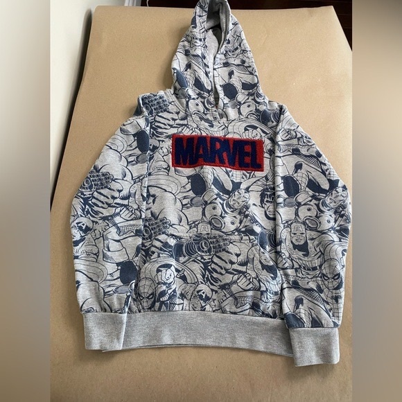 Marvel Comics Childrens Size Large 10-12 Hoodie in Grey with Marvel Characters - Picture 5 of 10